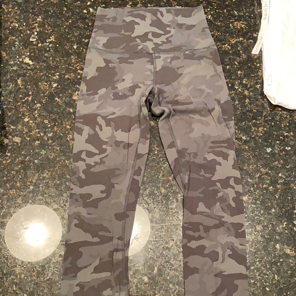 Olive/black Camo lulu leggings size 2